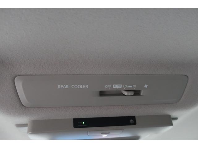 ヴォクシー ＺＳ　両側電動スライドドア　後席モニター　純正ナビ　地デジＴＶ　Ｂｌｕｅｔｏｏｔｈ　バックカメラ　ＤＶＤビデオ　ＥＴＣ　フロントフォグ　リヤ＆オートエアコン　オートライト　ＬＥＤヘッドライト　スマートキー（36枚目）