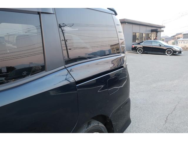 ヴォクシー ＺＳ　両側電動スライドドア　後席モニター　純正ナビ　地デジＴＶ　Ｂｌｕｅｔｏｏｔｈ　バックカメラ　ＤＶＤビデオ　ＥＴＣ　フロントフォグ　リヤ＆オートエアコン　オートライト　ＬＥＤヘッドライト　スマートキー（56枚目）