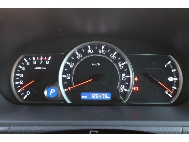 ヴォクシー ＺＳ　両側パワスラ　後席モニター　地デジＴＶ　Ｂｌｕｅｔｏｏｔｈ　バックカメラ　ＤＶＤビデオ　ＥＴＣ　ステアリングスイッチ　リア＆オートエアコン　オートライト　フロントフォグ　スマートキー（25枚目）