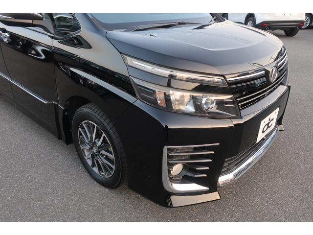 ヴォクシー ＺＳ　両側パワスラ　後席モニター　地デジＴＶ　Ｂｌｕｅｔｏｏｔｈ　バックカメラ　ＤＶＤビデオ　ＥＴＣ　ステアリングスイッチ　リア＆オートエアコン　オートライト　フロントフォグ　スマートキー（52枚目）