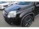 フォルムも美しく高級感溢れるSUV。街中を走る姿は存在感大です♪