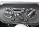 １５ＲＳ　ＥＴＣ　ＦＭ／ＡＭラジオ　ＣＤ再生　音楽再生ＡＵＸ　キーレス　専用シートカバー　運転席オートパワーウィンドウ　電動格納ドアミラー　エアバック　ＡＢＳ　パワステ　禁煙車（18枚目）