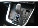 握りやすさだけでなく見た目もカッコイイです!電子制御パーキングブレーキ・AUTOHOLD機能付き!