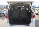 トランクスペースもかなり広く、ベビーカー・ゴルフバック・買い物荷物もゆっくり入ります♪