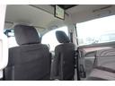 後席モニター付きでロングドライブも快適です♪