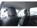 後部座席も広々。ロングドライブも快適です♪