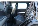 後部座席も広々。ロングドライブも快適です♪