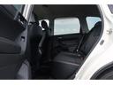 後部座席も広々。ロングドライブも快適です♪