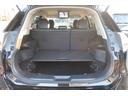 後部座席を全て倒せば大きな荷物だって楽に入ります♪