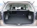 後部座席を全て倒せば大きな荷物だって楽に入ります♪