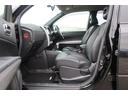 助手席側シートも綺麗で広々。大切な方を乗せてのロングドライブも足を伸ばしてゆったりとくつろいで頂けます。