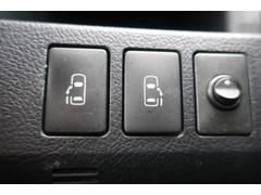 ξ¦��ư���饤�ɥɥ��� 4