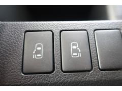 ξ¦��ư���饤�ɥɥ��� 4