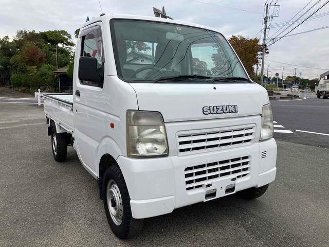 キャリイトラック ＫＣエアコン・パワステ　４ＷＤ　軽トラック　ＭＴ　エアコン（4枚目）