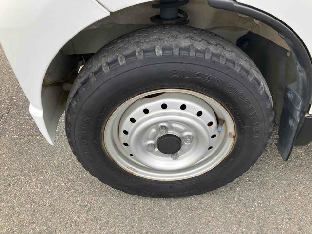 キャリイトラック ＫＣエアコン・パワステ　４ＷＤ　軽トラック　ＭＴ　エアコン（17枚目）