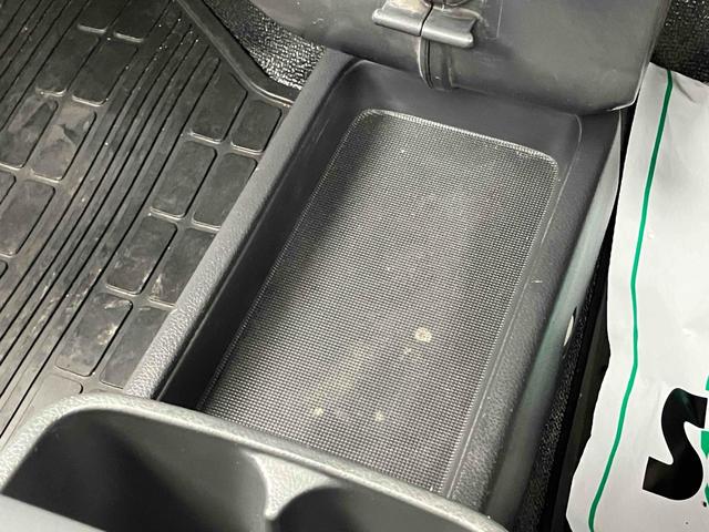 キャリイトラック ＫＣエアコン・パワステ　４ＷＤ　軽トラック　ＭＴ　エアコン（29枚目）