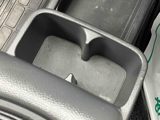 キャリイトラック ＫＣエアコン・パワステ　４ＷＤ　軽トラック　ＭＴ　エアコン（30枚目）