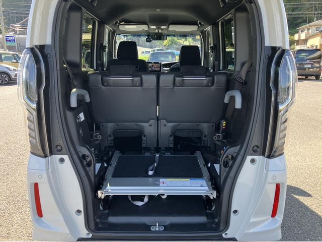 Ｎ－ＢＯＸカスタム Ｇ・スロープＬホンダセンシング　電動ウインチ付スロープ車／社外８型ナビ／前ドラレコ／左ＰＳＤ／ＥＴＣ／Ｂカメラ　ＢＴオーディオ　電動格納ミラー　ＵＳＢ　オートクルーズコントロール　後カメラ　福祉車輌　ＬＥＤヘッド　スマートキー　禁煙（12枚目）
