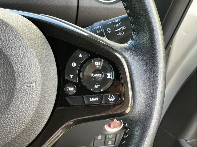 Ｎ－ＢＯＸカスタム Ｇ・ＥＸターボホンダセンシング　純正８型ナビ／前後ドラレコ／両側ＰＳＤ／助手席ロングスライドシート／Ｂカメラ／ＥＴＣ／１オーナー車　半革　電動格納ドアミラー　車線逸脱防止　ブルートゥースオーディオ　禁煙　Ｒカメ　前席シートヒーター（24枚目）
