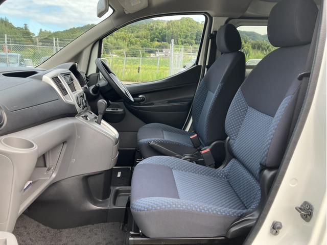 ＮＶ２００バネットワゴン １６Ｓ　７人乗り／ＣＤラジオ／ＥＴＣ／禁煙車／スマートキー　パワーウィンドウ　キーレスキー　バックカメラ（11枚目）