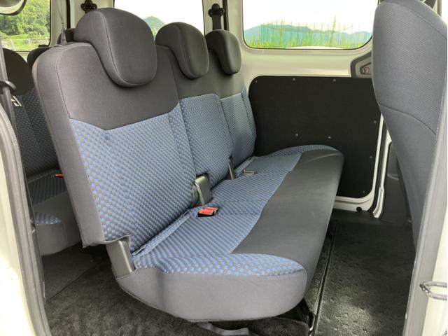 ＮＶ２００バネットワゴン １６Ｓ　７人乗り／ＣＤラジオ／ＥＴＣ／禁煙車／スマートキー　パワーウィンドウ　キーレスキー　バックカメラ（12枚目）