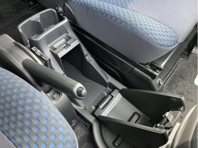 ＮＶ２００バネットワゴン １６Ｓ　７人乗り／ＣＤラジオ／ＥＴＣ／禁煙車／スマートキー　パワーウィンドウ　キーレスキー　バックカメラ（24枚目）