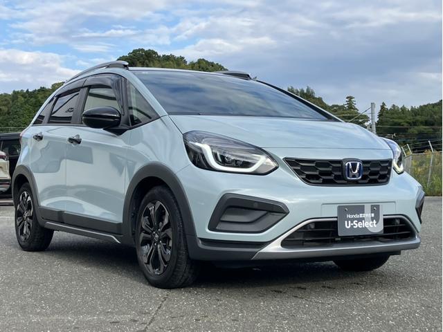 フィット e:HEVクロスター Gathers8型コネクトナビ/フルセグTV/ルーフレール/ETC/Bカメラ/Pセンサー/自社レンタUP 衝突回避システム 禁煙 フルオートエアコン 前後センサー LEDランプ エアバッグ 地デジ(3枚目)