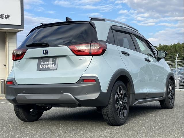 フィット e:HEVクロスター Gathers8型コネクトナビ/フルセグTV/ルーフレール/ETC/Bカメラ/Pセンサー/自社レンタUP 衝突回避システム 禁煙 フルオートエアコン 前後センサー LEDランプ エアバッグ 地デジ(7枚目)