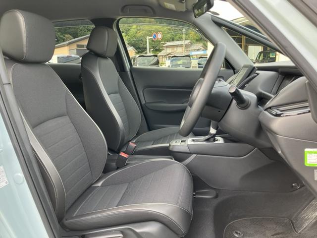 フィット e:HEVクロスター Gathers8型コネクトナビ/フルセグTV/ルーフレール/ETC/Bカメラ/Pセンサー/自社レンタUP 衝突回避システム 禁煙 フルオートエアコン 前後センサー LEDランプ エアバッグ 地デジ(11枚目)