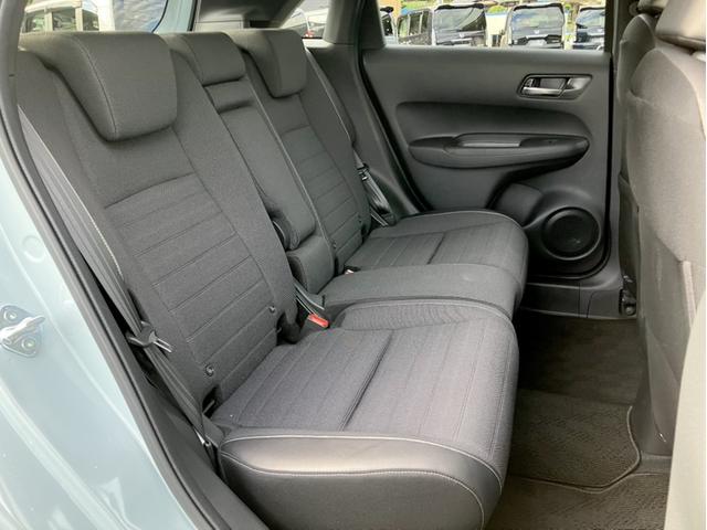 フィット e:HEVクロスター Gathers8型コネクトナビ/フルセグTV/ルーフレール/ETC/Bカメラ/Pセンサー/自社レンタUP 衝突回避システム 禁煙 フルオートエアコン 前後センサー LEDランプ エアバッグ 地デジ(12枚目)