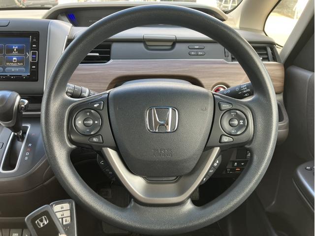 フリード G・ホンダセンシング 純正7型ナビ/両側PSD//ETC/LEDヘッドライト/シートヒーター/Bカメラ/1オーナー車 Fセグ 追突被害軽減ブレーキ iストップ Wエアバッグ パワーウィンドウ 1オ-ナ- スマートキ 禁煙(20枚目)