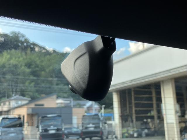 インサイト ＥＸ・ブラックスタイル　Ｇａｔｅｒｓ８型ナビ／前後ドラレコ／ＢＳＭ／ＥＴＣ２．０／Ｂカメラ／半革シート／シートヒーター／Ｐセンサー　ＡＡＣ　クルーズコントロール　キーレス　ＬＥＤライト　サイドエアバッグ　レーンキープ　禁煙車（19枚目）