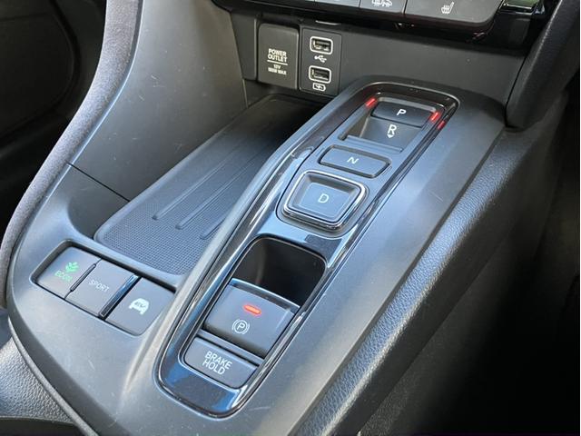 インサイト ＥＸ・ブラックスタイル　Ｇａｔｅｒｓ８型ナビ／前後ドラレコ／ＢＳＭ／ＥＴＣ２．０／Ｂカメラ／半革シート／シートヒーター／Ｐセンサー　ＡＡＣ　クルーズコントロール　キーレス　ＬＥＤライト　サイドエアバッグ　レーンキープ　禁煙車（22枚目）