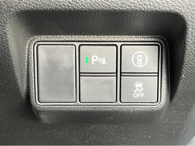 インサイト ＥＸ・ブラックスタイル　Ｇａｔｅｒｓ８型ナビ／前後ドラレコ／ＢＳＭ／ＥＴＣ２．０／Ｂカメラ／半革シート／シートヒーター／Ｐセンサー　ＡＡＣ　クルーズコントロール　キーレス　ＬＥＤライト　サイドエアバッグ　レーンキープ　禁煙車（25枚目）