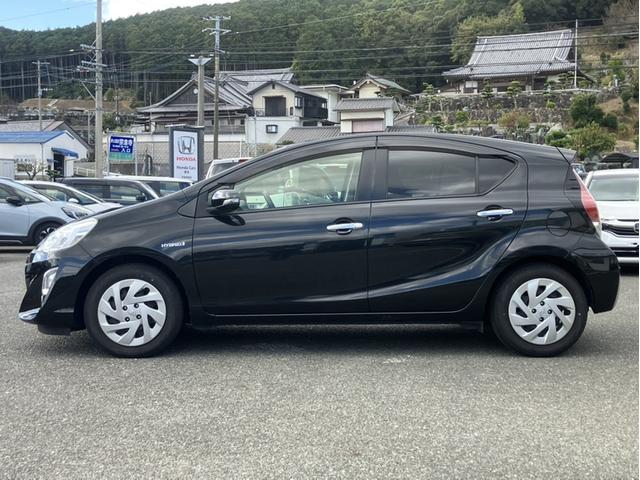 アクア Sスタイルブラック 純正7型ナビ/フルセグTV/Bカメラ/ETC/セーフティセンス バックモニタ- 地デジフルセグ ナビTV イモビライザー スマートキープッシュスタート ETC付き Wエアバッグ キーフリ ABS PS(6枚目)