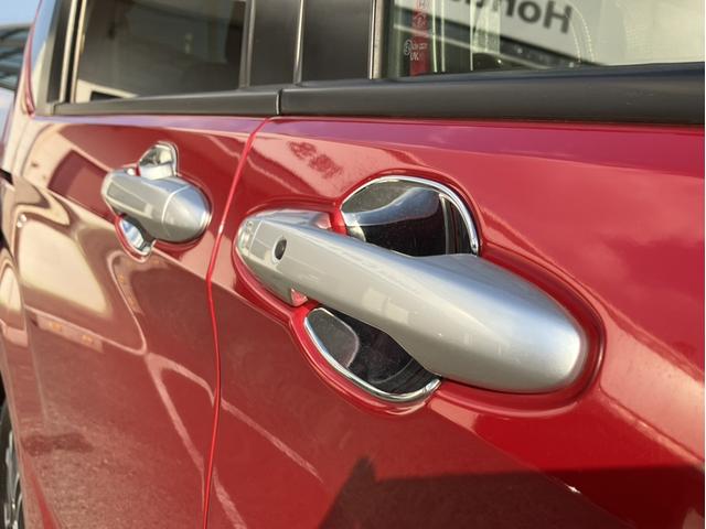 フリード クロスター・ホンダセンシング　Ｇａｔｅｒｓ９型ナビ／前後ドラレコ／両側ＰＳＤ／ＥＴＣ／シートヒーター／半革シート／１オーナー車　両ＰＳＤ　Ｂｌｕｅｔｏｏｔｈオーディオ　ＵＳＢポート　禁煙　地デジ　エアバック　Ｉストップ　ＶＳＡ（35枚目）