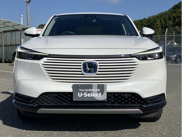 ヴェゼル ｅ：ＨＥＶＺ　Ｇａｔｈｅｒｓ８型ナビ／ＥＴＣ／Ｂカメラ／Ｐセンサー／１オーナー車　衝突回避支援ブレーキ機能　１オナ　スマキ　Ｐトランク　フルオートエアコン　エアバッグ　両席エアバック　Ｒカメ　パワーウィンドウ　禁煙（2枚目）