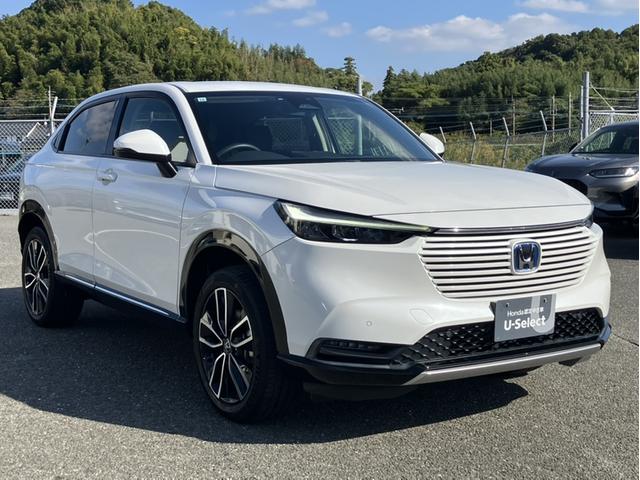 ヴェゼル ｅ：ＨＥＶＺ　Ｇａｔｈｅｒｓ８型ナビ／ＥＴＣ／Ｂカメラ／Ｐセンサー／１オーナー車　衝突回避支援ブレーキ機能　１オナ　スマキ　Ｐトランク　フルオートエアコン　エアバッグ　両席エアバック　Ｒカメ　パワーウィンドウ　禁煙（3枚目）