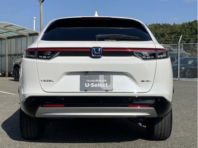 ヴェゼル ｅ：ＨＥＶＺ　Ｇａｔｈｅｒｓ８型ナビ／ＥＴＣ／Ｂカメラ／Ｐセンサー／１オーナー車　衝突回避支援ブレーキ機能　１オナ　スマキ　Ｐトランク　フルオートエアコン　エアバッグ　両席エアバック　Ｒカメ　パワーウィンドウ　禁煙（8枚目）