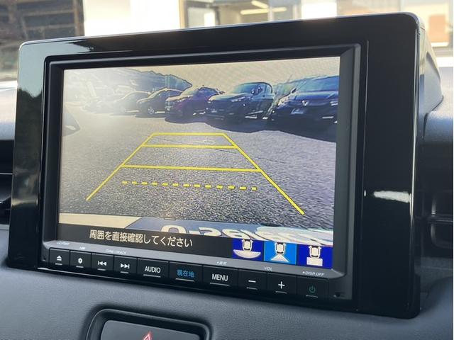 ヴェゼル ｅ：ＨＥＶＺ　Ｇａｔｈｅｒｓ８型ナビ／ＥＴＣ／Ｂカメラ／Ｐセンサー／１オーナー車　衝突回避支援ブレーキ機能　１オナ　スマキ　Ｐトランク　フルオートエアコン　エアバッグ　両席エアバック　Ｒカメ　パワーウィンドウ　禁煙（17枚目）