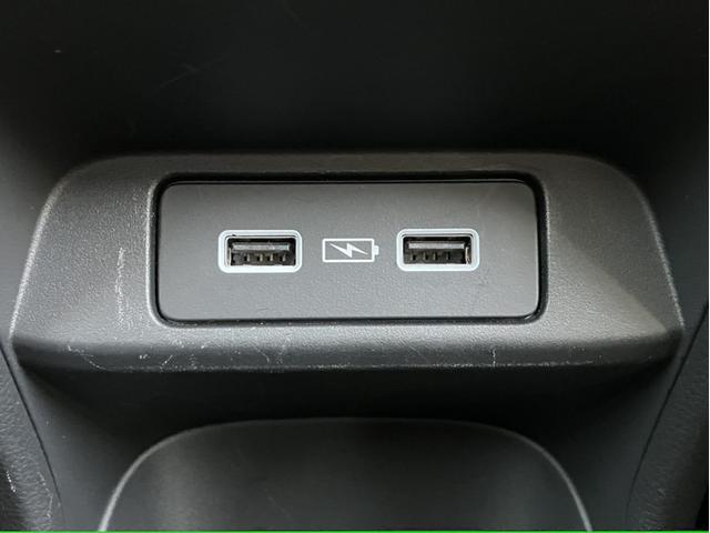 ヴェゼル ｅ：ＨＥＶＺ　Ｇａｔｈｅｒｓ８型ナビ／ＥＴＣ／Ｂカメラ／Ｐセンサー／１オーナー車　衝突回避支援ブレーキ機能　１オナ　スマキ　Ｐトランク　フルオートエアコン　エアバッグ　両席エアバック　Ｒカメ　パワーウィンドウ　禁煙（33枚目）