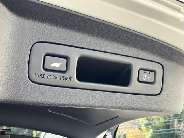 ヴェゼル ｅ：ＨＥＶＺ　Ｇａｔｈｅｒｓ８型ナビ／ＥＴＣ／Ｂカメラ／Ｐセンサー／１オーナー車　衝突回避支援ブレーキ機能　１オナ　スマキ　Ｐトランク　フルオートエアコン　エアバッグ　両席エアバック　Ｒカメ　パワーウィンドウ　禁煙（36枚目）