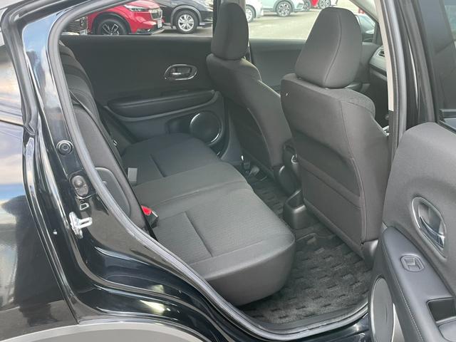 ヴェゼル ハイブリッドＸ・ホンダセンシング　純正７型ナビ／Ｂカメラ／ＥＴＣ／Ｂカメラ／フルセグＴＶ／Ｂｌｕｅｔｏｏｔｈ接続／１オーナー車　禁煙　地デジ　Ａクルーズ　Ｂモニ　スマキー　オートエアコン　ＶＳＡ　ＬＥＤヘッドライト　ＥＴＣ車載器（25枚目）