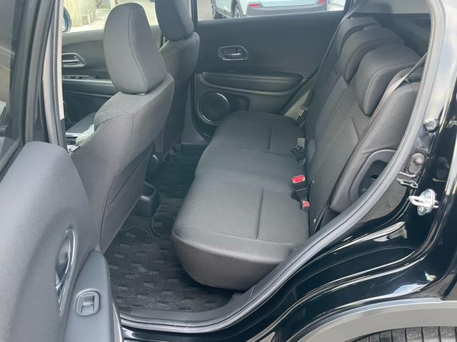 ヴェゼル ハイブリッドＸ・ホンダセンシング　純正７型ナビ／Ｂカメラ／ＥＴＣ／Ｂカメラ／フルセグＴＶ／Ｂｌｕｅｔｏｏｔｈ接続／１オーナー車　禁煙　地デジ　Ａクルーズ　Ｂモニ　スマキー　オートエアコン　ＶＳＡ　ＬＥＤヘッドライト　ＥＴＣ車載器（26枚目）