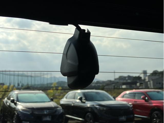 フリード Ｇ・ホンダセンシング　Ｓ・Ｃパケ／Ｇａｔｈｅｒｓ９型ナビ／前後ドラレコ／両側ＰＳＤ／右ハンズフリー／ＥＴＣ／シートヒーター／６人乗り／１オーナー車　Ｆセグ　追突被害軽減ブレーキ　ｉストップ　電格ドアミラー　Ｗエアバッグ（19枚目）