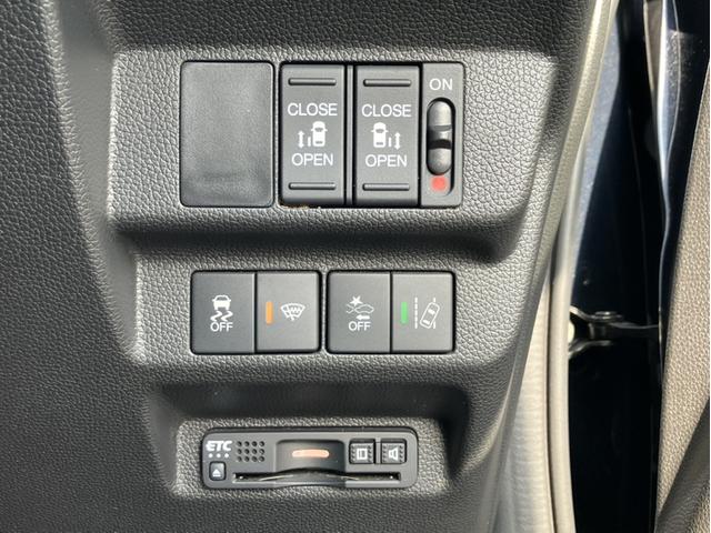 フリード Ｇ・ホンダセンシング　Ｓ・Ｃパケ／Ｇａｔｈｅｒｓ９型ナビ／前後ドラレコ／両側ＰＳＤ／右ハンズフリー／ＥＴＣ／シートヒーター／６人乗り／１オーナー車　Ｆセグ　追突被害軽減ブレーキ　ｉストップ　電格ドアミラー　Ｗエアバッグ（21枚目）