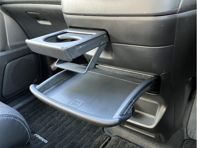 フリード Ｇ・ホンダセンシング　Ｓ・Ｃパケ／Ｇａｔｈｅｒｓ９型ナビ／前後ドラレコ／両側ＰＳＤ／右ハンズフリー／ＥＴＣ／シートヒーター／６人乗り／１オーナー車　Ｆセグ　追突被害軽減ブレーキ　ｉストップ　電格ドアミラー　Ｗエアバッグ（30枚目）
