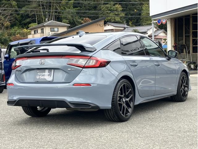 シビック ｅ：ＨＥＶ　Ｈコネクトナビ／Ｆロアスカート／Ｒスポイラー／ブラックエンブレム／３カメドラレコ／ＢＯＳＥサウンド／ＥＴＣ２．０／Ｐシート／Ｐセンサー　盗難防止システム　クリアランスソナー　オートクルーズコントロール（7枚目）