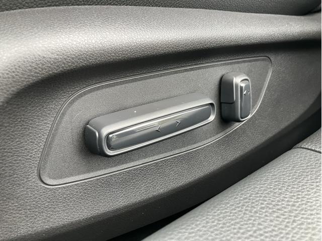 シビック ｅ：ＨＥＶ　Ｈコネクトナビ／Ｆロアスカート／Ｒスポイラー／ブラックエンブレム／３カメドラレコ／ＢＯＳＥサウンド／ＥＴＣ２．０／Ｐシート／Ｐセンサー　盗難防止システム　クリアランスソナー　オートクルーズコントロール（38枚目）