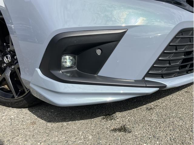 シビック ｅ：ＨＥＶ　Ｈコネクトナビ／Ｆロアスカート／Ｒスポイラー／ブラックエンブレム／３カメドラレコ／ＢＯＳＥサウンド／ＥＴＣ２．０／Ｐシート／Ｐセンサー　盗難防止システム　クリアランスソナー　オートクルーズコントロール（43枚目）